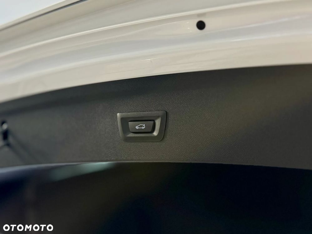 BMW iX M60 111.5kWh - 9