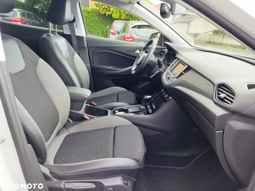Opel Grandland X 1.5 CDTI Design&Tech S&S - 6
