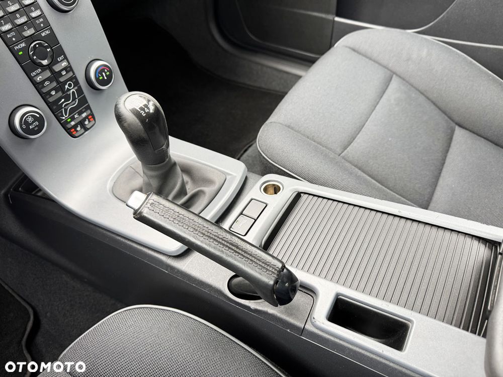 Volvo C30 1.6D DRIVe Start/Stop Momentum - 29