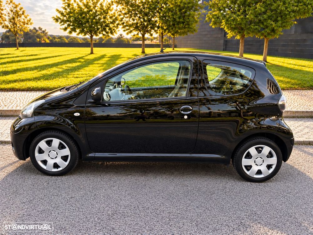 Toyota Aygo 1.0 X-Play+AC+X-Touch - 4