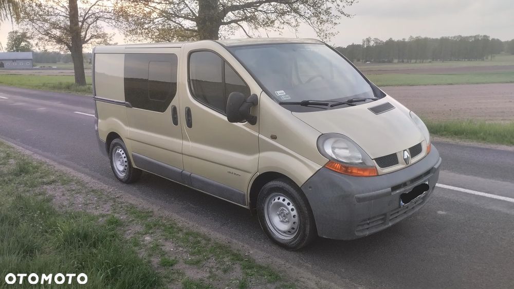 Renault Trafic - 1