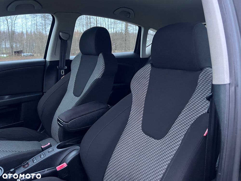 Seat Leon 1.6 Spirit Cool - 34