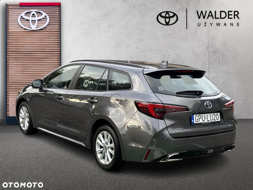Toyota Corolla 2.0 Hybrid Comfort - 3