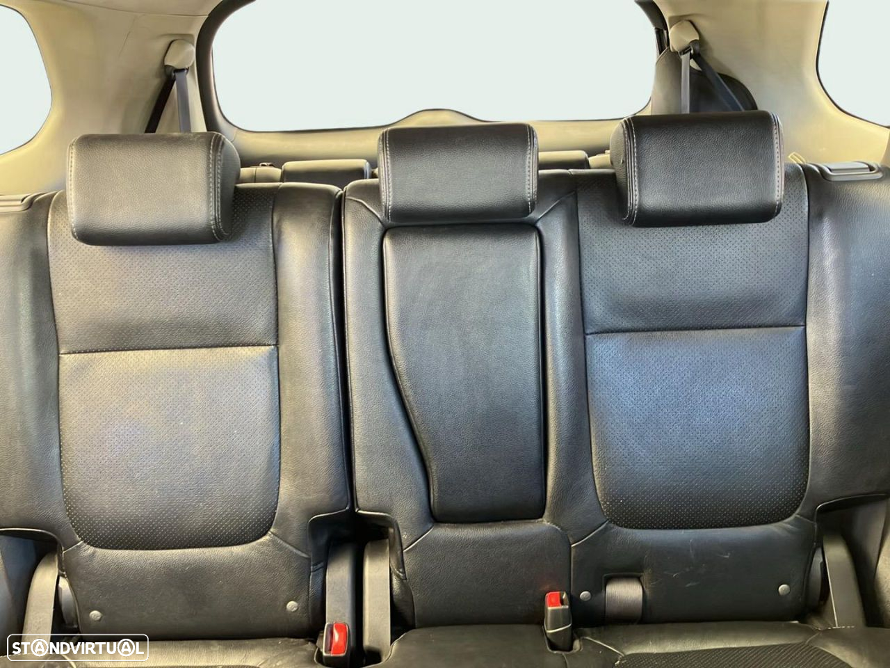 Mitsubishi Outlander 2.2 DI-D Instyle Navi AT 4WD - 12