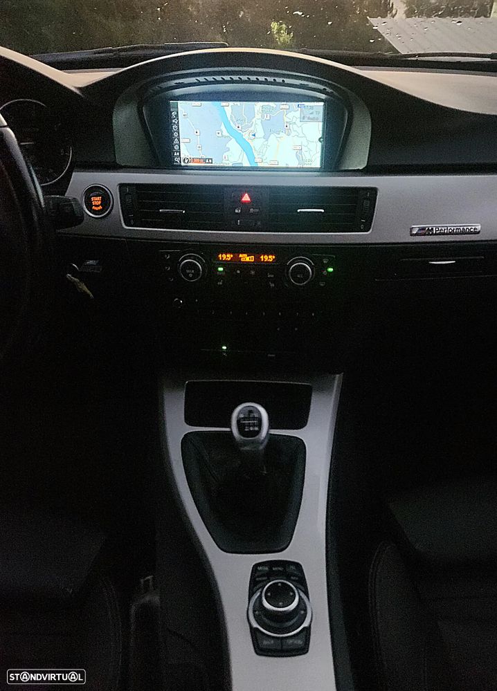 BMW 320 d DPF Touring Blue Performance Edition Fleet Sport - 12