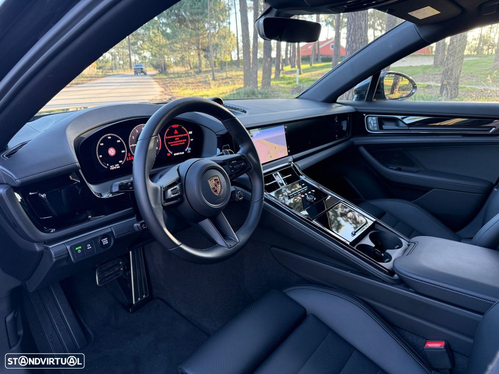 Porsche Panamera 4 E-Hybrid - 7