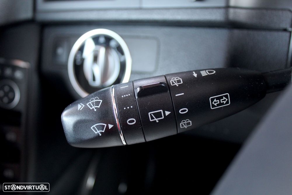 Mercedes-Benz C 220 Station CDI DPF BlueEFFICIENCY Avantgarde - 23