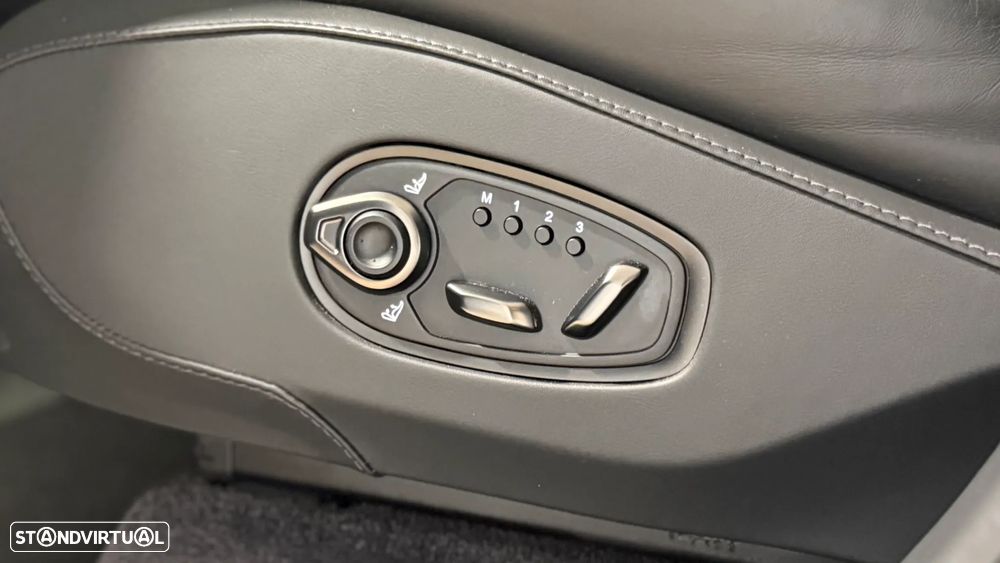 Aston Martin DBX 707 - 47