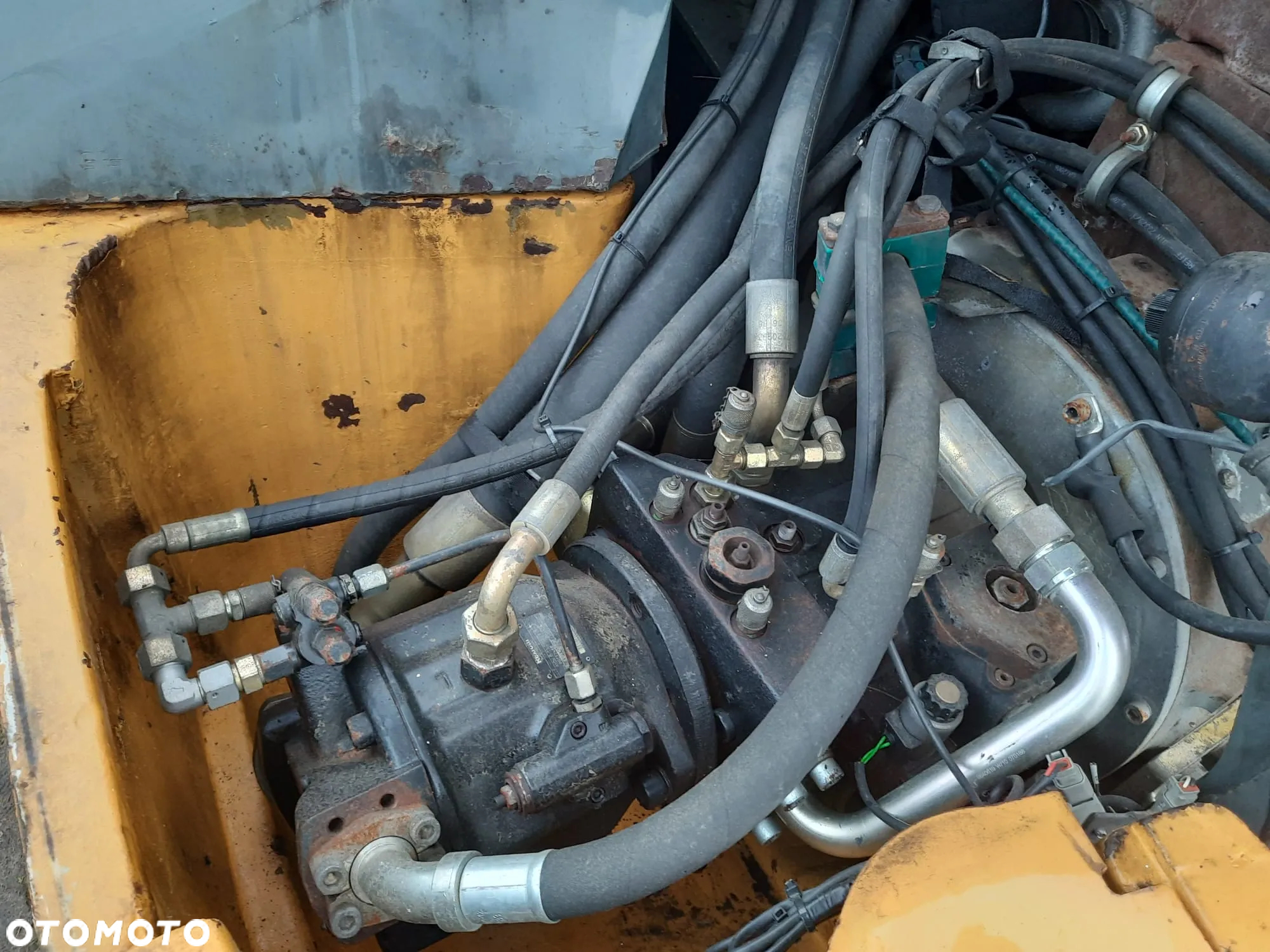 Liebherr 538 (2006r) 550 554 L 542 - 11