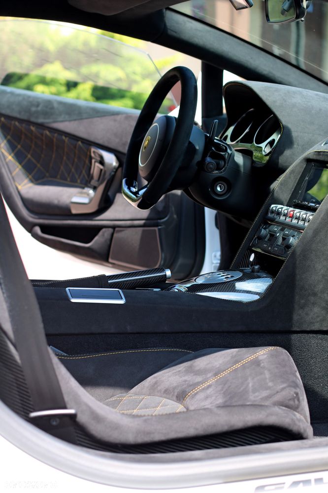 Lamborghini Gallardo - 16