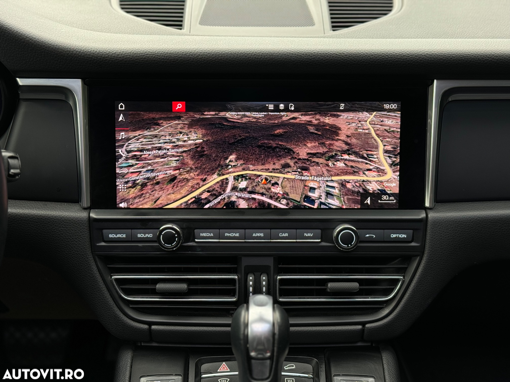 Porsche Macan Standard - 12