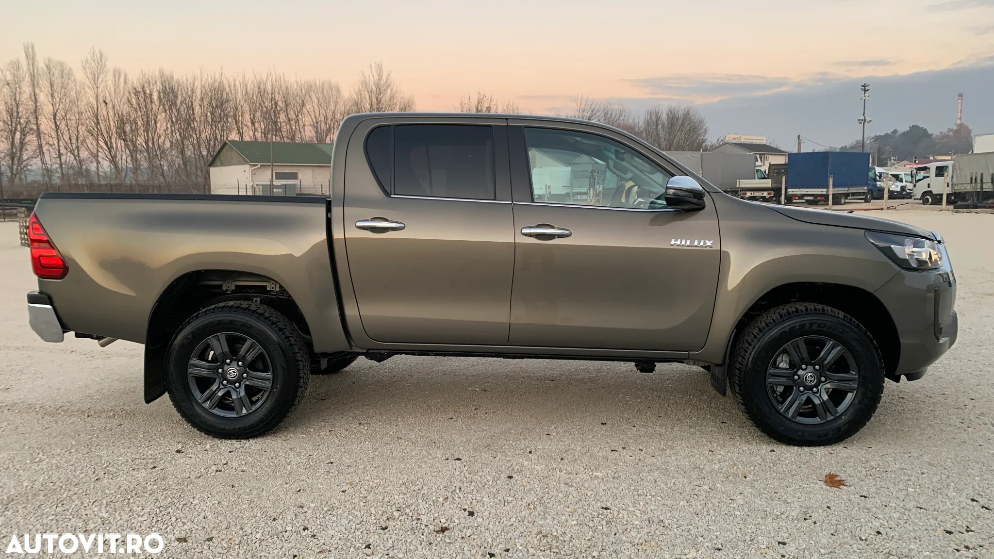 Toyota Hilux 2.4D 150CP 4x4 Double Cab AT Style - 4