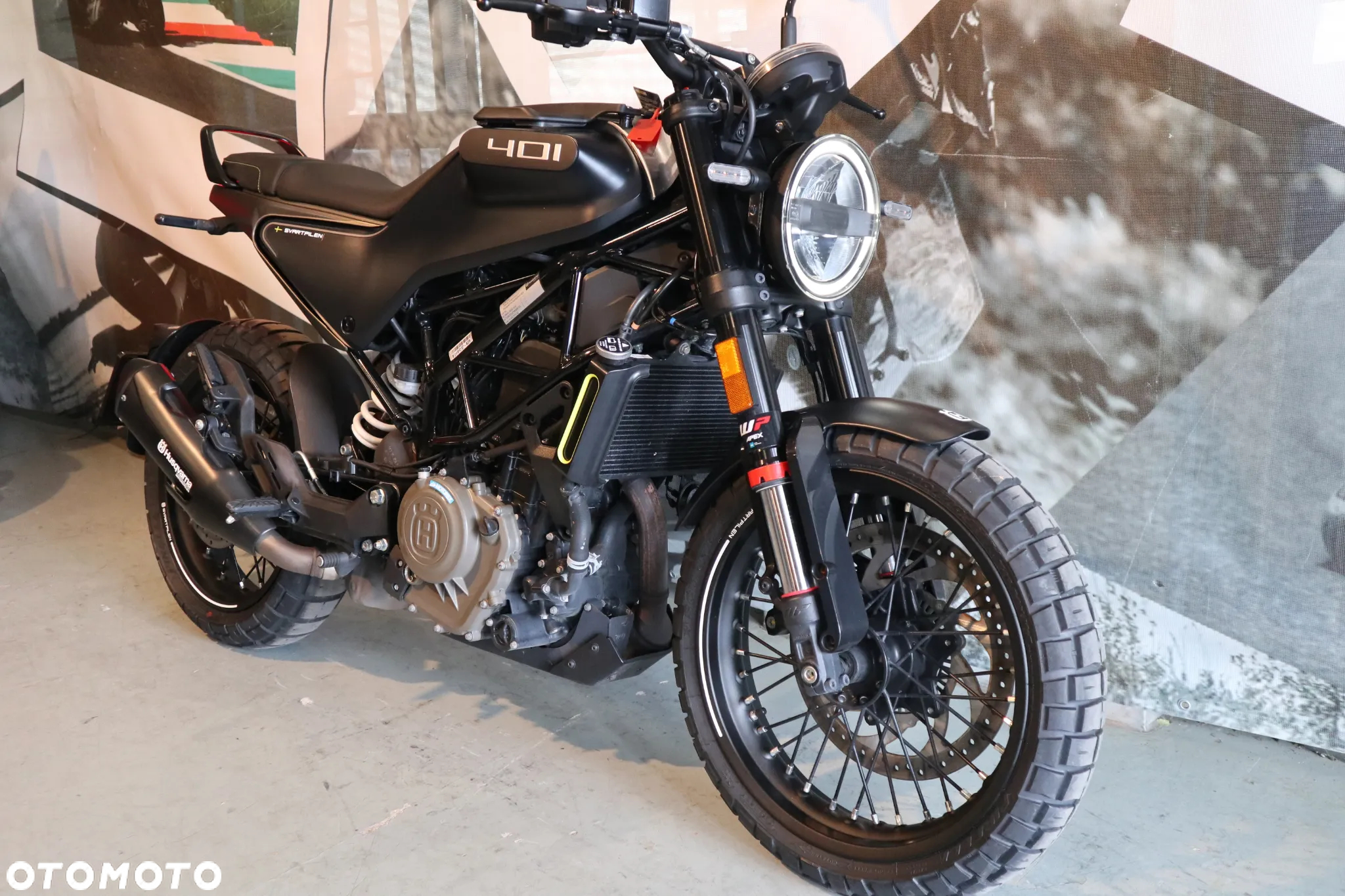 Husqvarna Svartpilen - 14