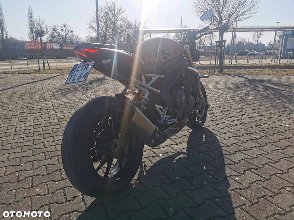 Triumph Speed Triple - 9