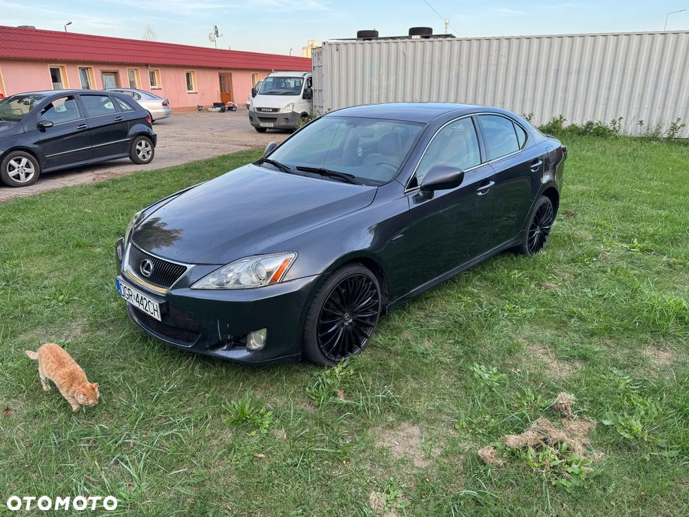 Lexus Is