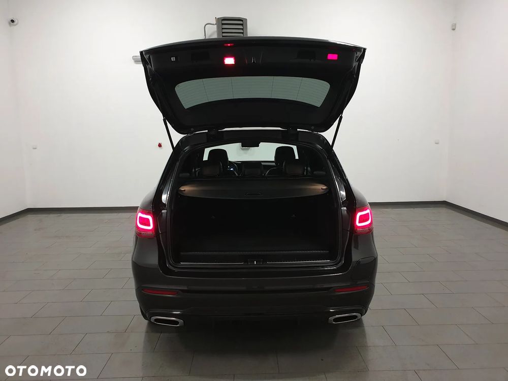 Mercedes-Benz GLC 300 de 4Matic 9G-TRONIC AMG Line Plus - 5
