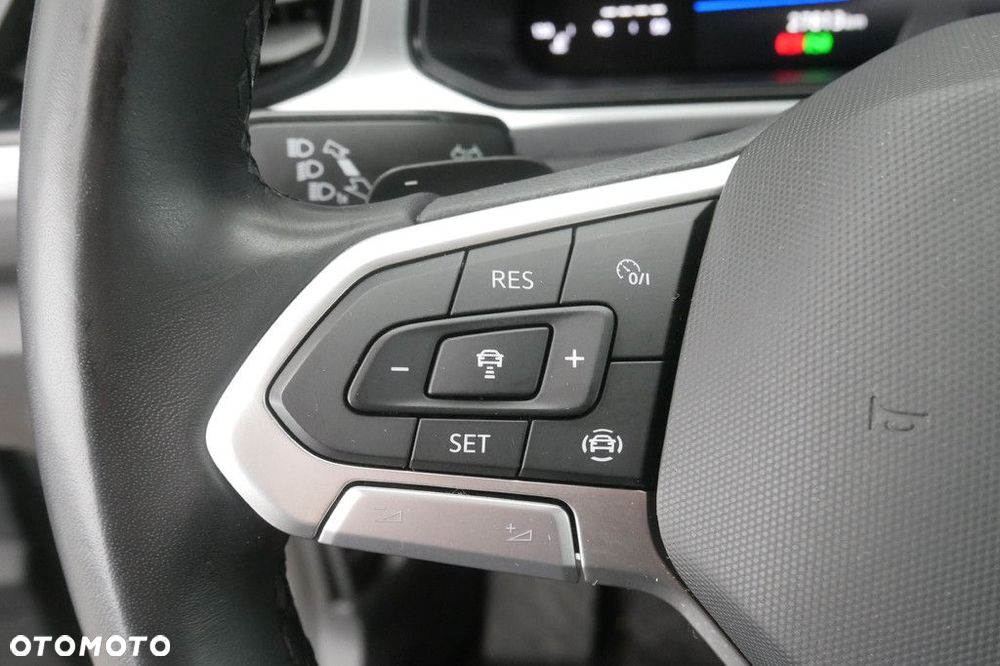 Volkswagen T-Roc 1.5 TSI Life DSG - 22