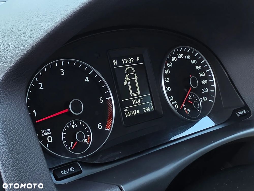 Volkswagen Touran 1.6 TDI DPF Highline DSG - 30