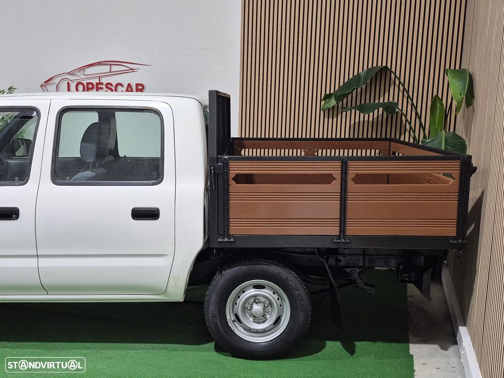 Toyota Hilux 2.4D - 150.000KM | GARANTIA | IVA - 5 LUGARES - 5