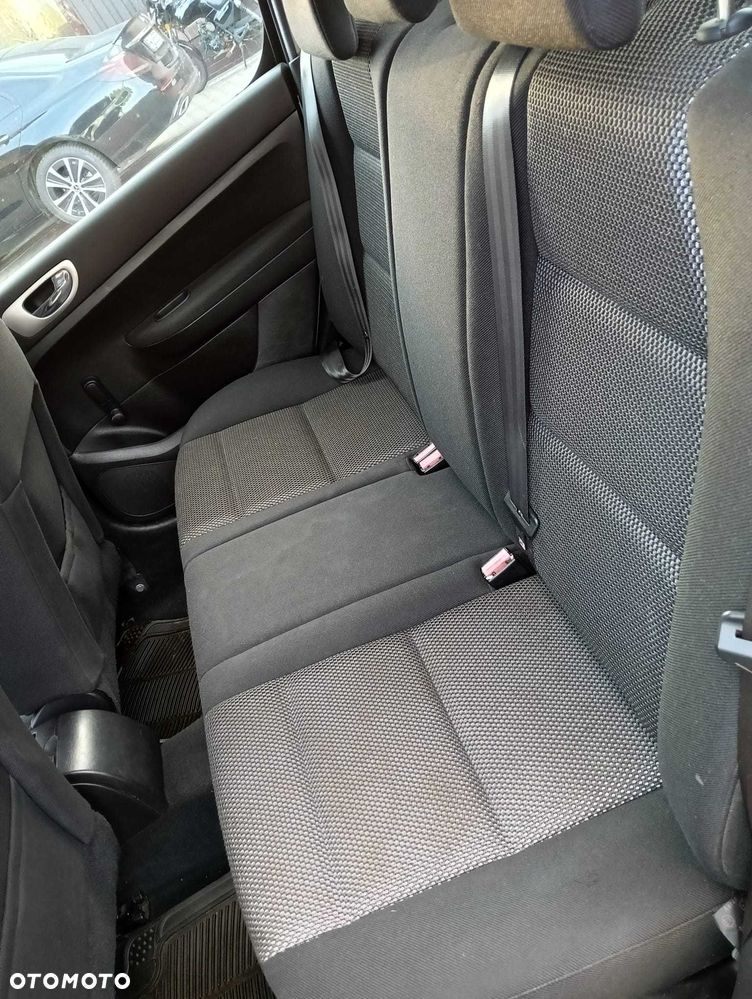 Peugeot 307 - 8