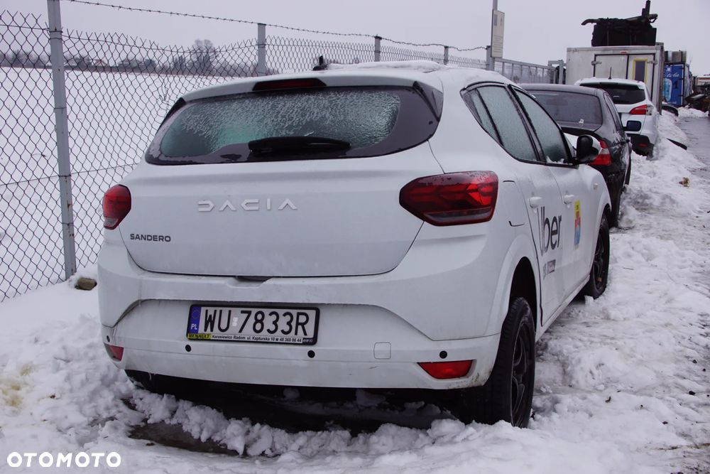Auto na części - Dacia Sandero III Lift 1.0 TCE 91 KM H4D470 OV369 2024R Silnik Skrzynia Drzwi Błotnik Klapa Zderzak Lampa Lusterko Szyba Deska Kokpit Sterownik Moduł Czujnik Licznik Wyświetlacz Panel Kierownica - 5