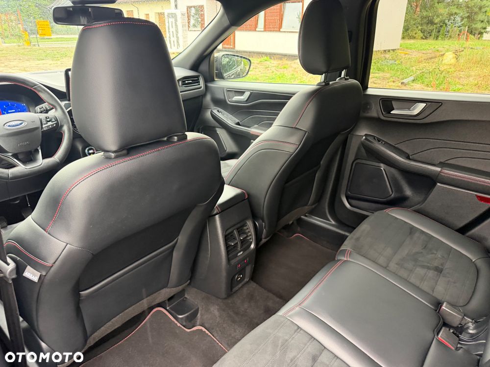 Ford Kuga 1.5 EcoBlue ST-LINE - 22