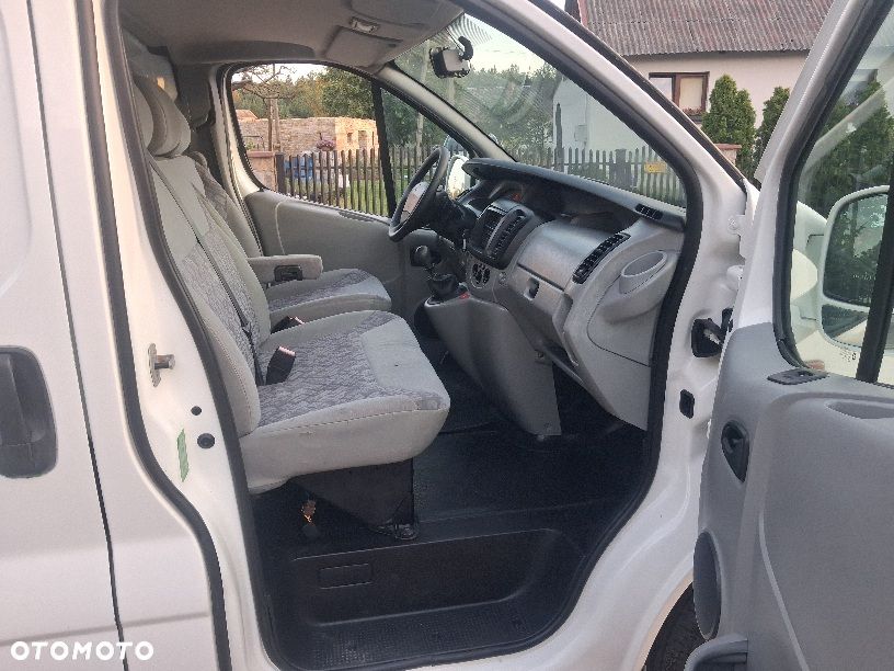 Renault Trafic - 11