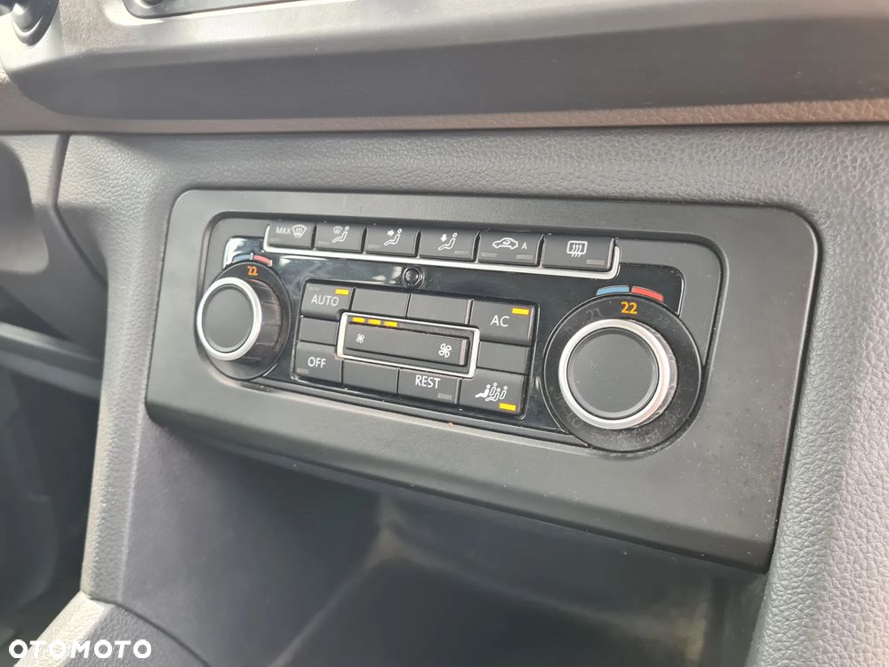 Volkswagen Amarok - 24