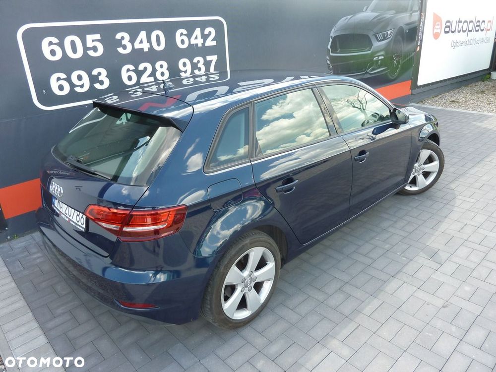 Audi A3 Sportback - 8