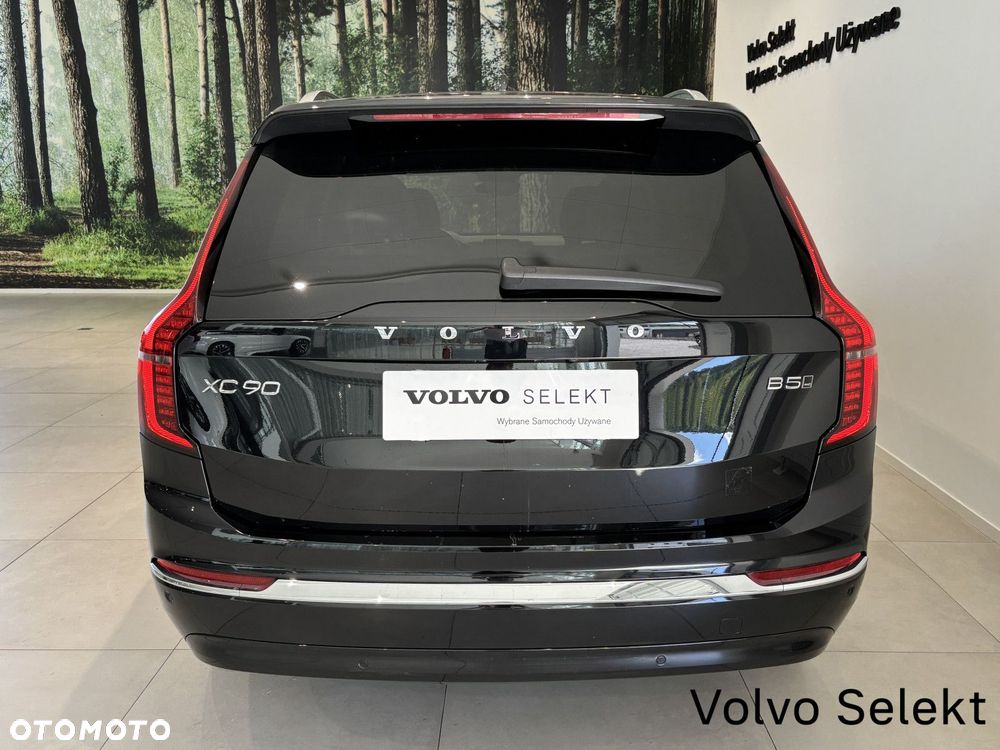 Volvo XC 90 - 7