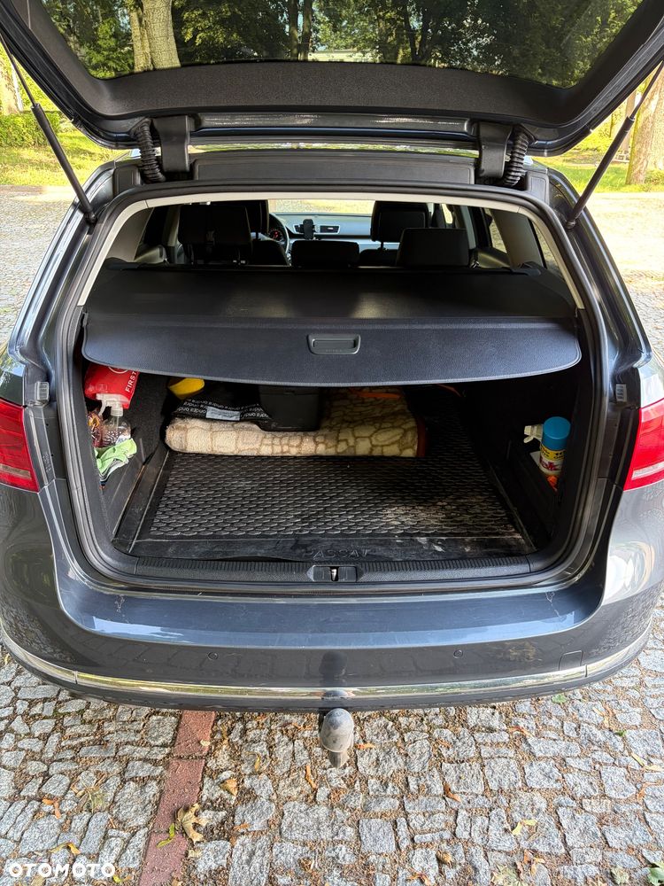 Volkswagen Passat 2.0 TDI DPF Comfortline - 14
