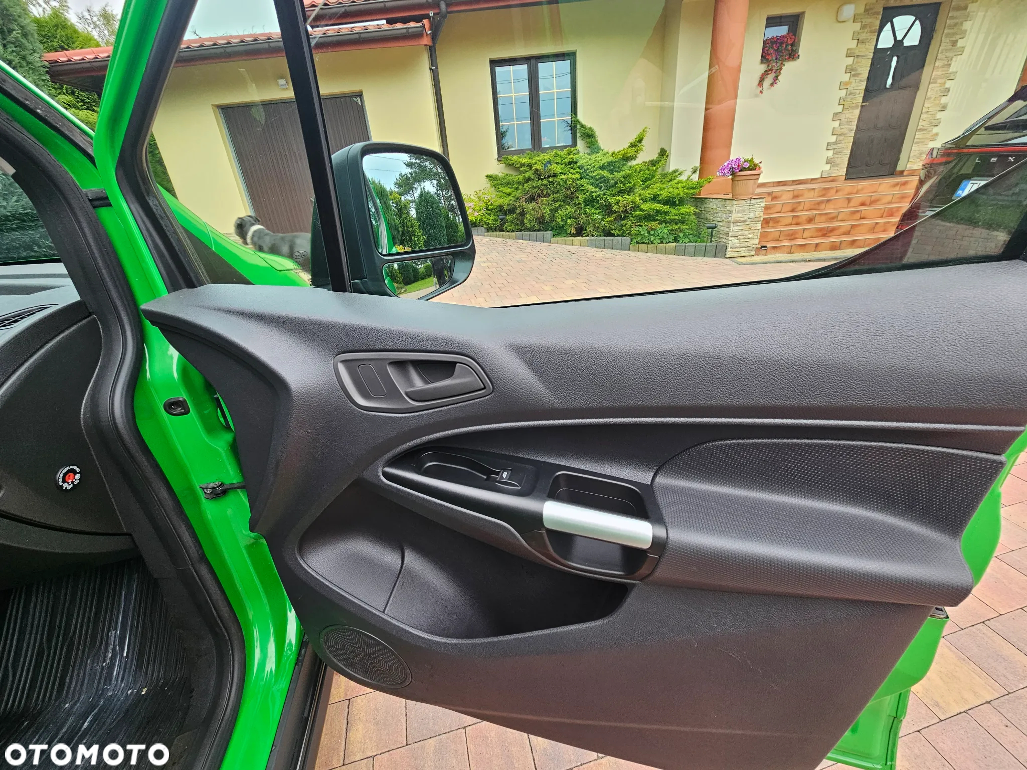 Ford Transit Connect - 18