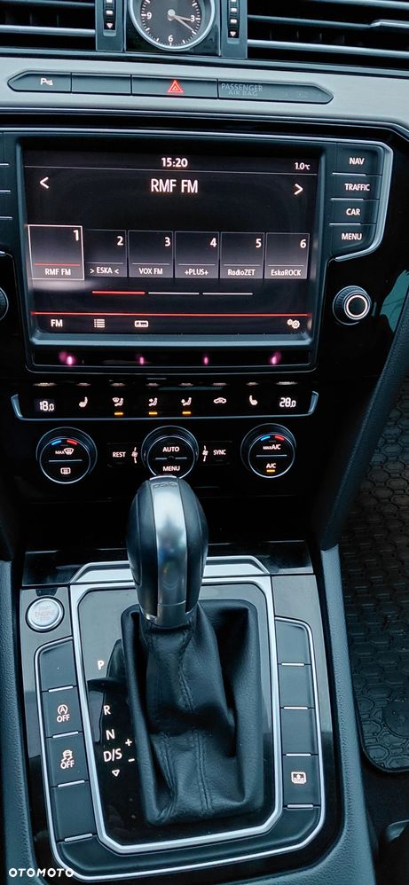 Volkswagen Passat 2.0 TDI BMT Highline DSG - 12