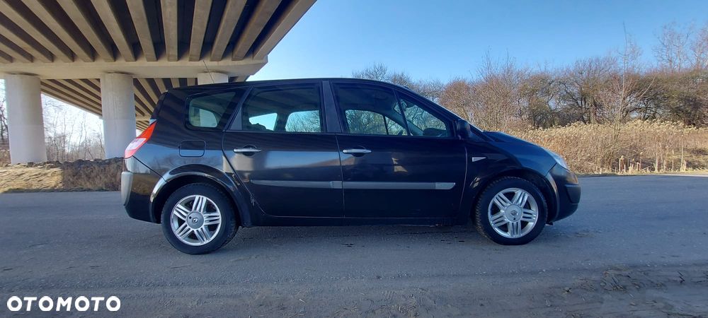 Renault Scenic - 6