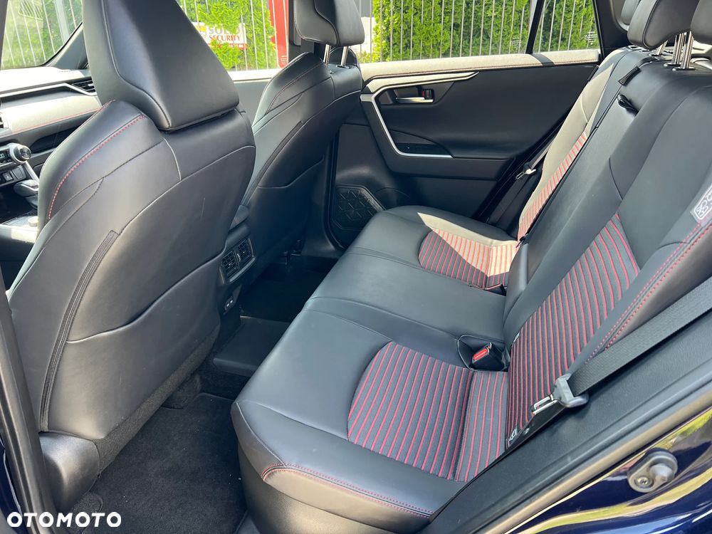 Toyota RAV4 - 23