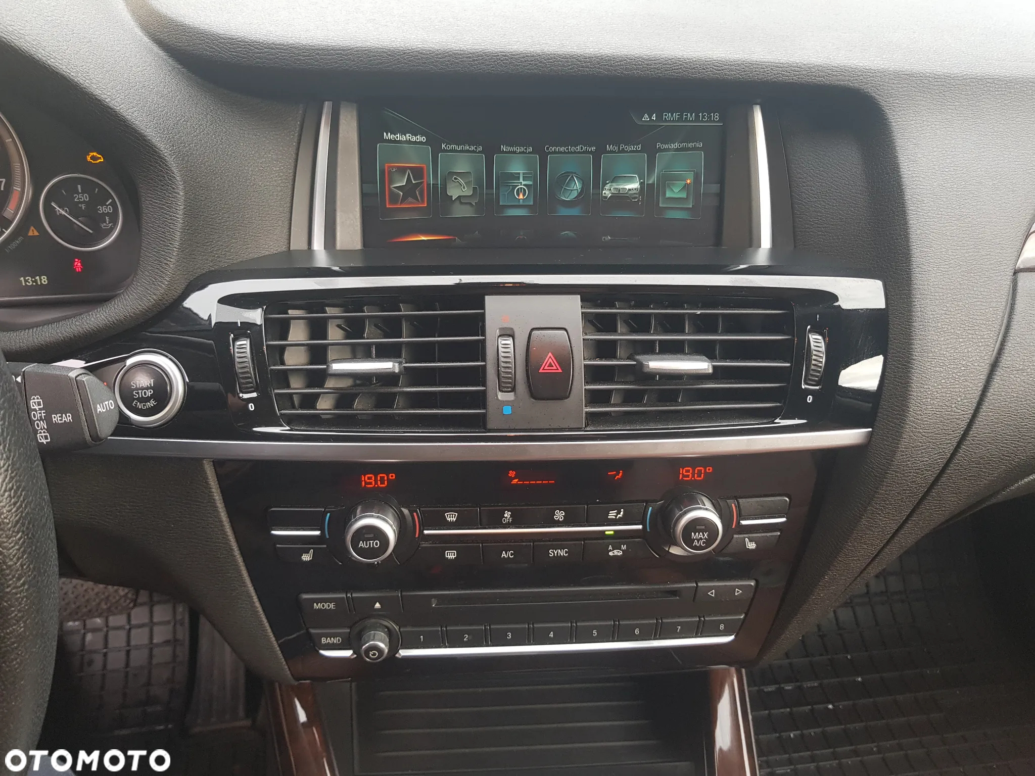 BMW X3 xDrive28i - 18