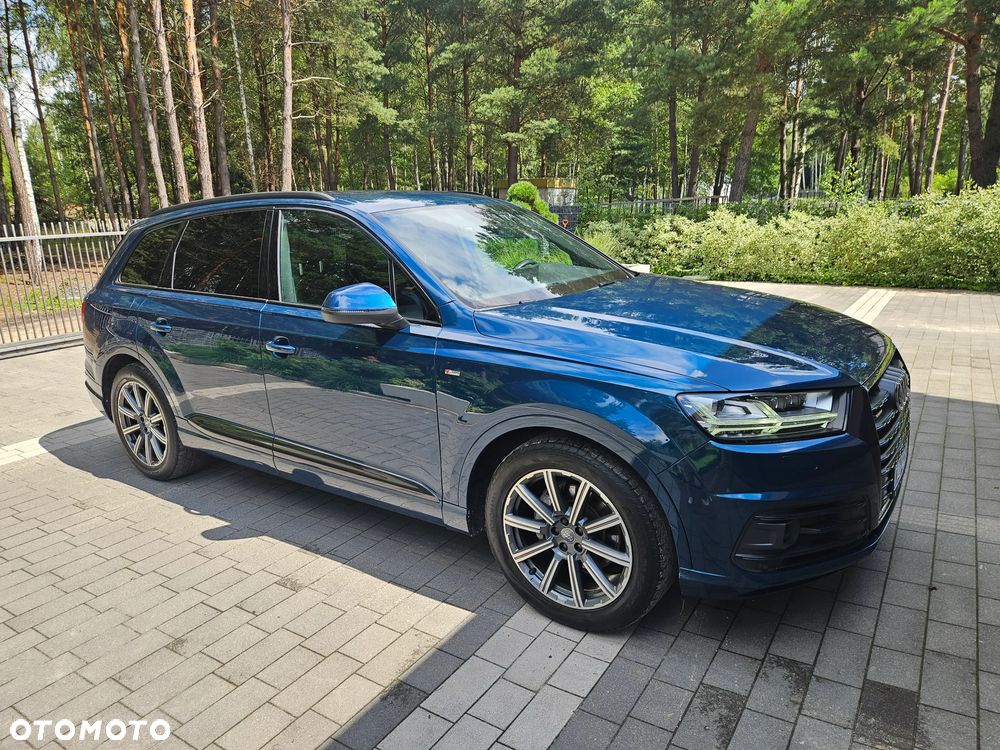 Audi Q7 50 TDI mHEV Quattro Black Edition Tiptr - 11