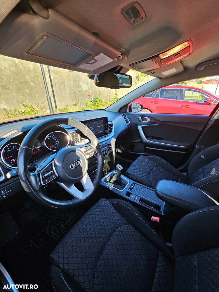 Kia XCeed 1.4 T-GDI 6MT City - 9