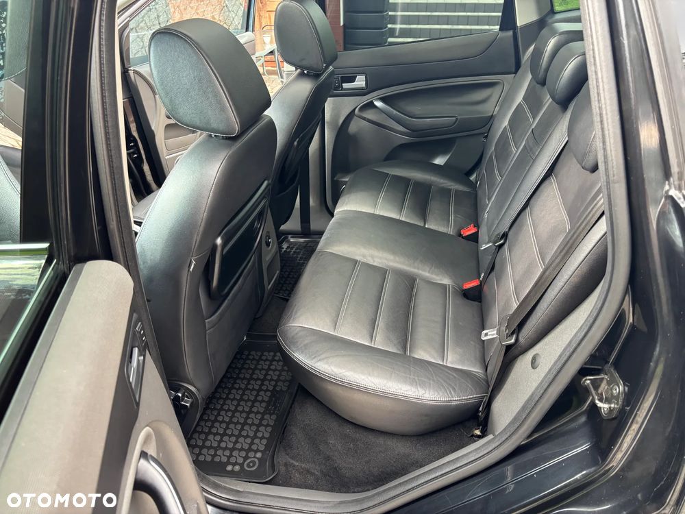 Ford Kuga 2.0 TDCi 4x4 Titanium - 19