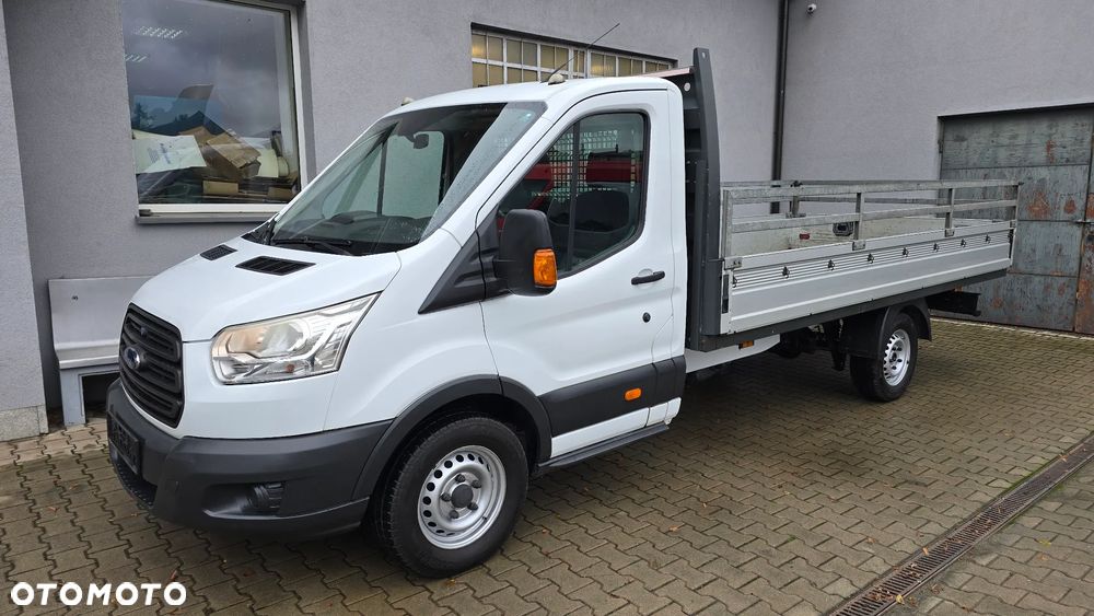 Ford Transit - 11