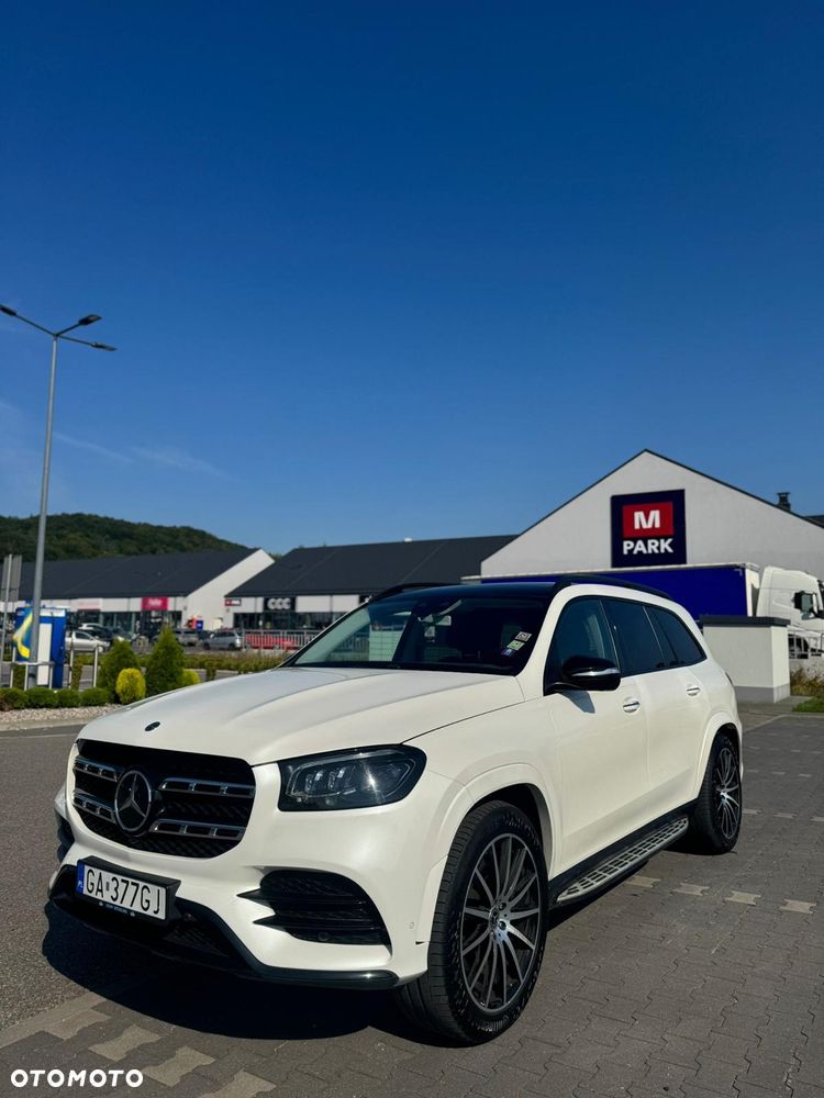 Mercedes-Benz GLS - 39