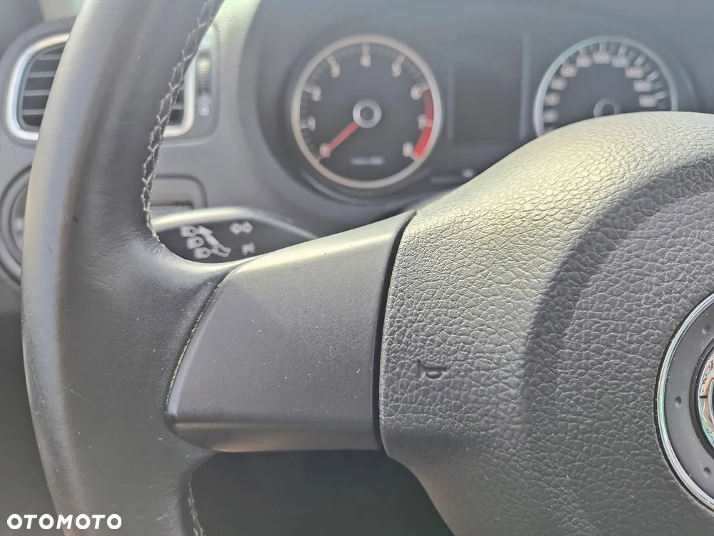 Volkswagen Polo 1.2 Style - 36