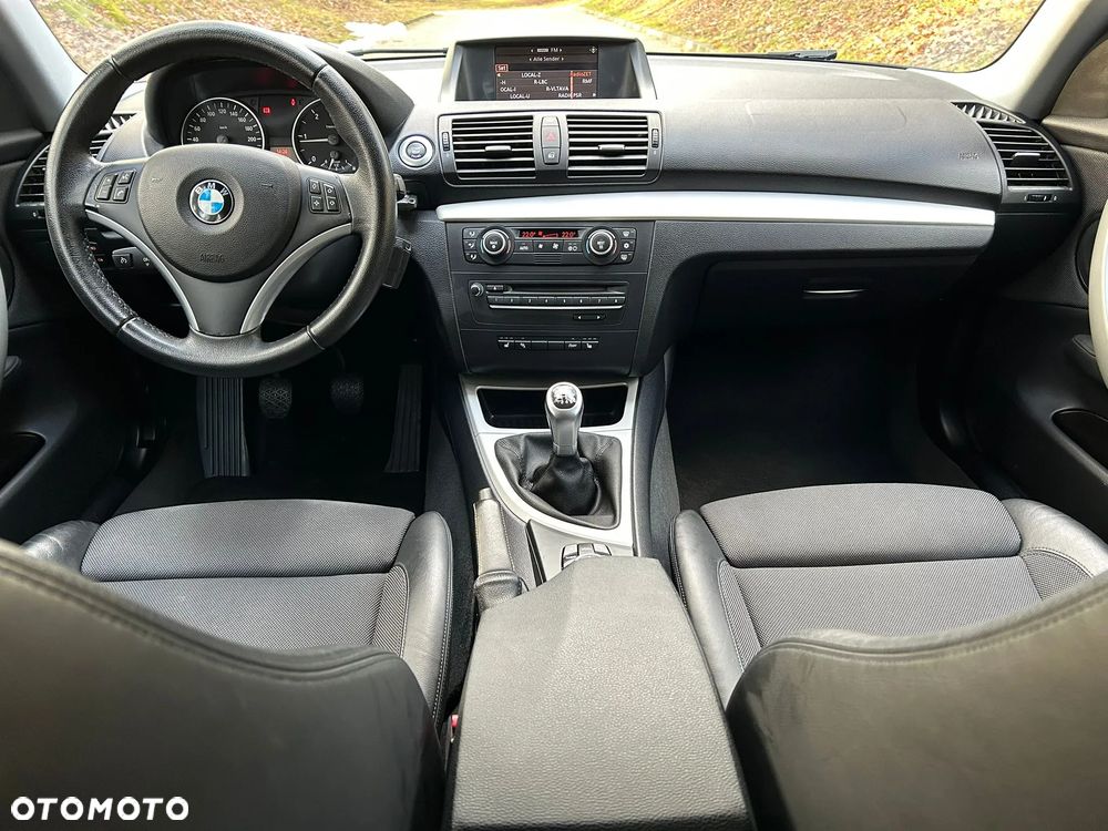 BMW Seria 1 118d DPF - 18