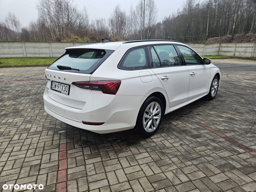 Skoda Octavia 1.5 TSI ACT Ambition - 4