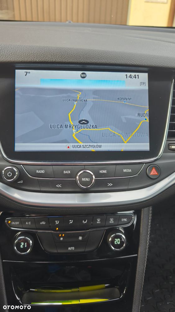 Opel Astra 1.6 D (CDTI) Start/Stop Innovation - 17