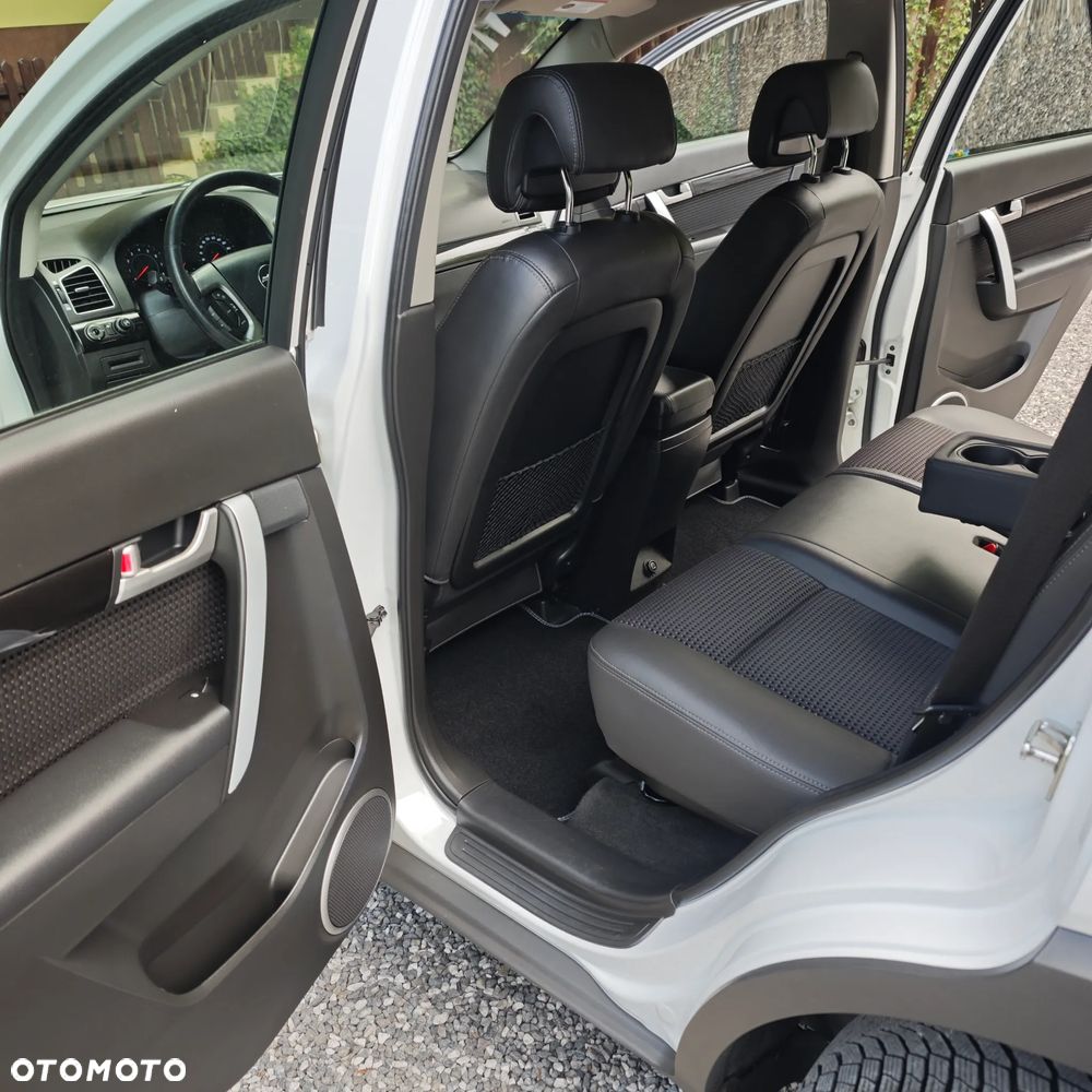 Chevrolet Captiva 2.4 2WD LT - 26