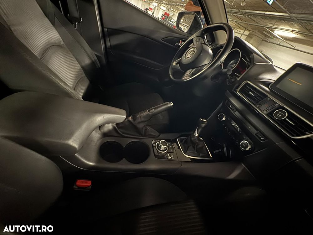 Mazda 3 G120 Revolution - 15