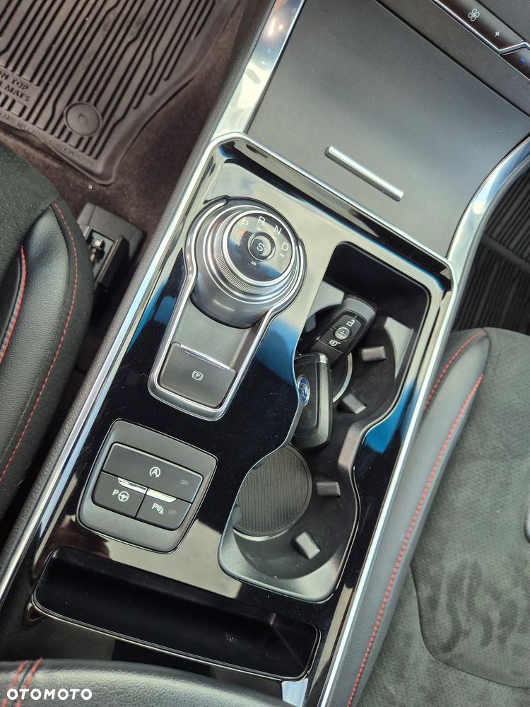 Ford Edge 2.0 EcoBlue Twin-Turbo 4WD ST-Line - 39