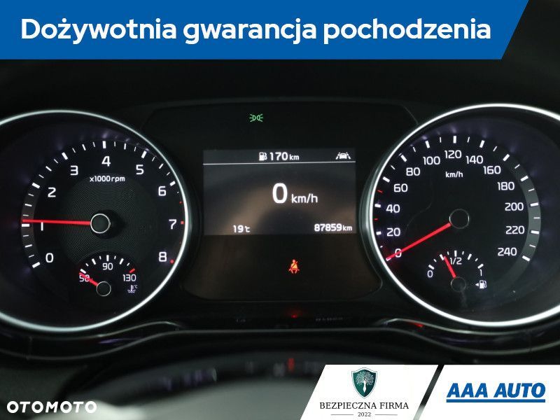 Kia Ceed - 10