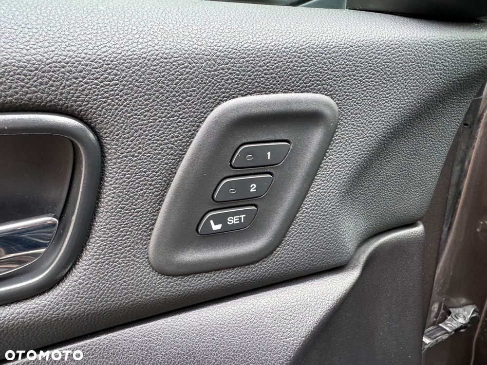 Honda CR-V 2.0i-VTEC 4WD Automatik Executive - 10